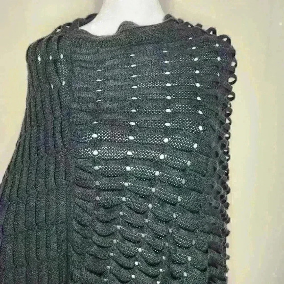 JOIE De Vivre black knit pullover poncho sweater one size - Picture 2 of 5